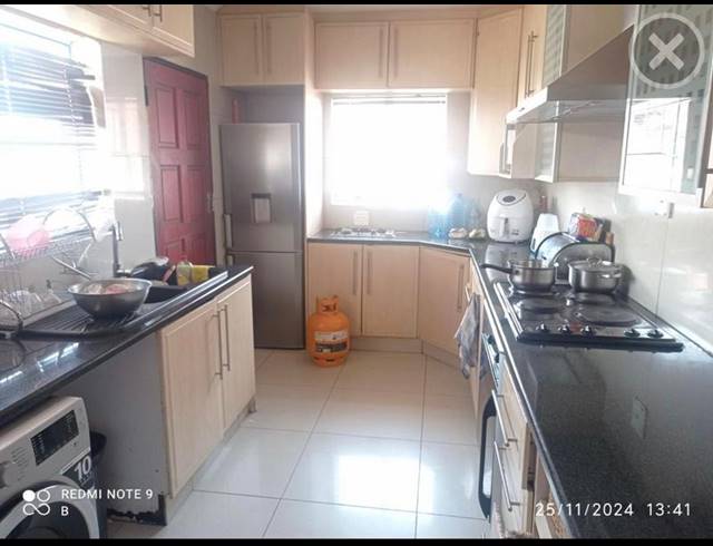 3 BEDROOM HOUSE FOR SALE IN LENASIA SOUTH